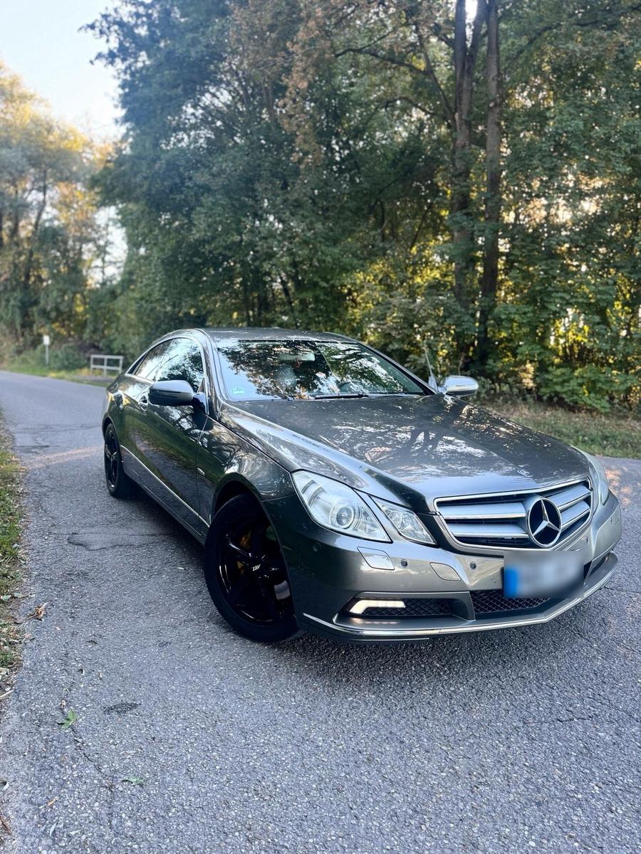 Mercedes-Benz E 250