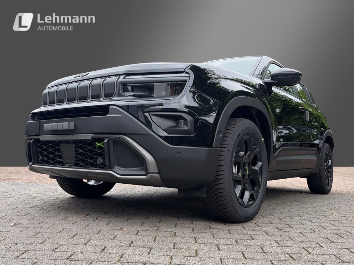 Fahrzeugabbildung Jeep Avenger Overland Mild-Hybrid 4xe-Leder-Panoramad