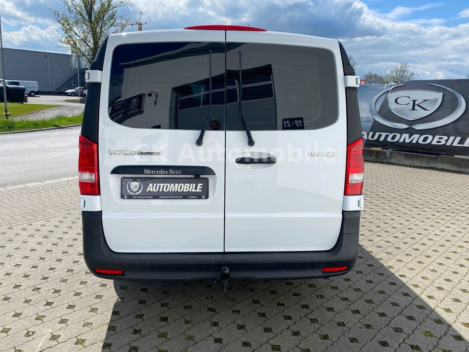 Fahrzeugabbildung Mercedes-Benz Vito Tourer 116 Pro lang Autom./8 Sitze/Navi/Kam
