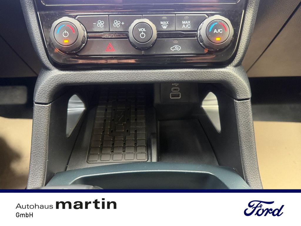 Fahrzeugabbildung Ford Ranger 3.0 Wildtrak Doka NAVI AHK ACC B&O LED
