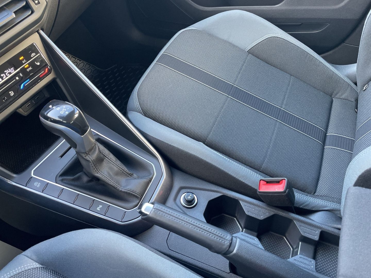 Polo 1.0 TSI DSG Style Kamera/App-Connect/Matrix