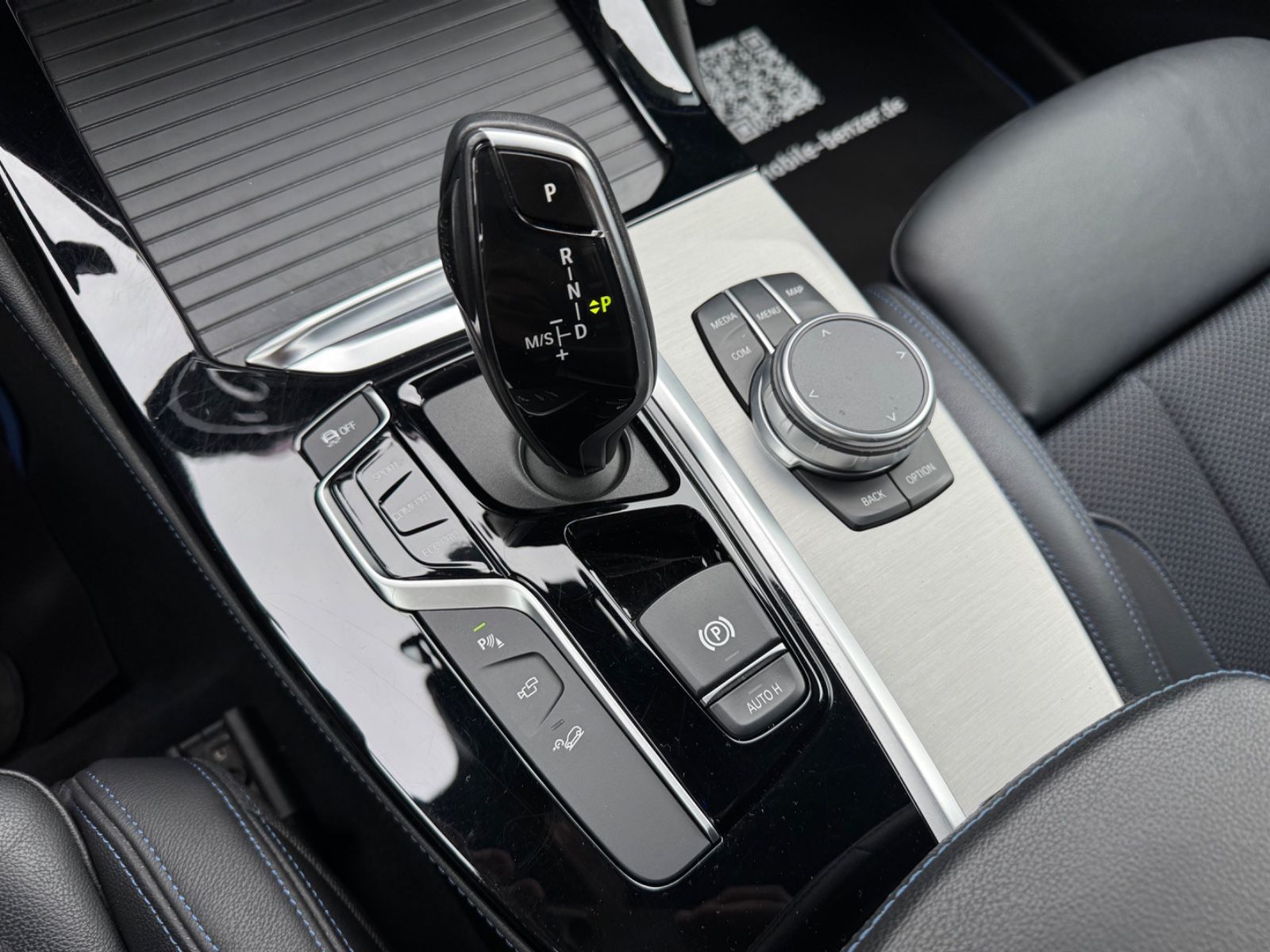 Fahrzeugabbildung BMW X4 M40/ACC/LED/AHK/Leder/HUD/Ambiente/360°Cam/