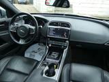 Jaguar XE 2.0 d R-Sport AWD PANO/XENON/KAM/MEMORY - Jaguar in Berlin