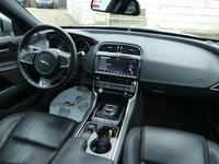 Jaguar XE 2.0 d R-Sport AWD PANO/XENON/KAM/MEMORY
