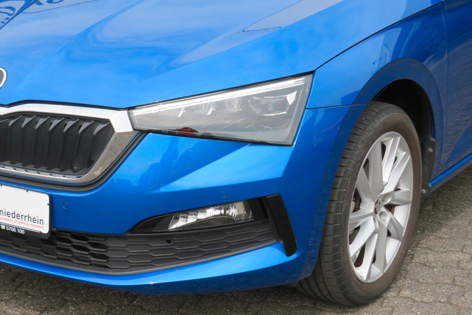 Fahrzeugabbildung SKODA Scala Ambition KAMERA APP NAVI ACC SITZH uvm. 1H