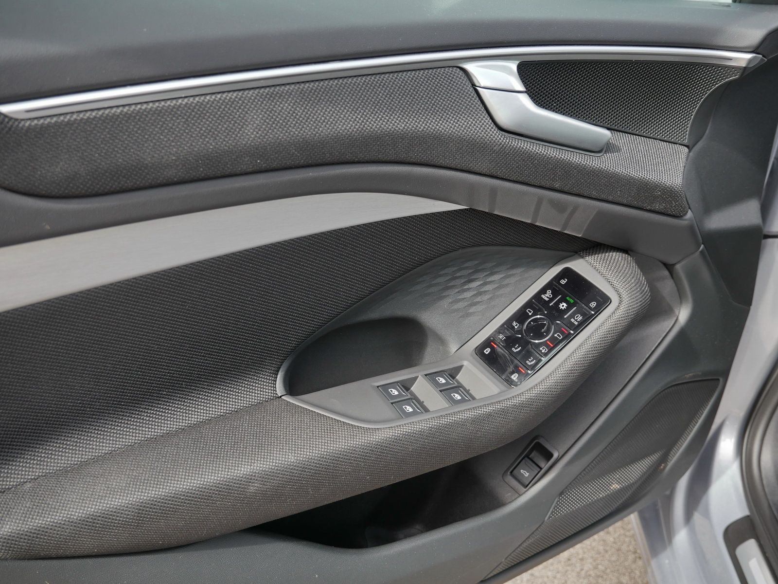 Audi A6 - Bild 21