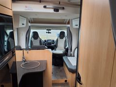 Sunlight T 67 Adventure Edition, Einzelbetten und Hubbett