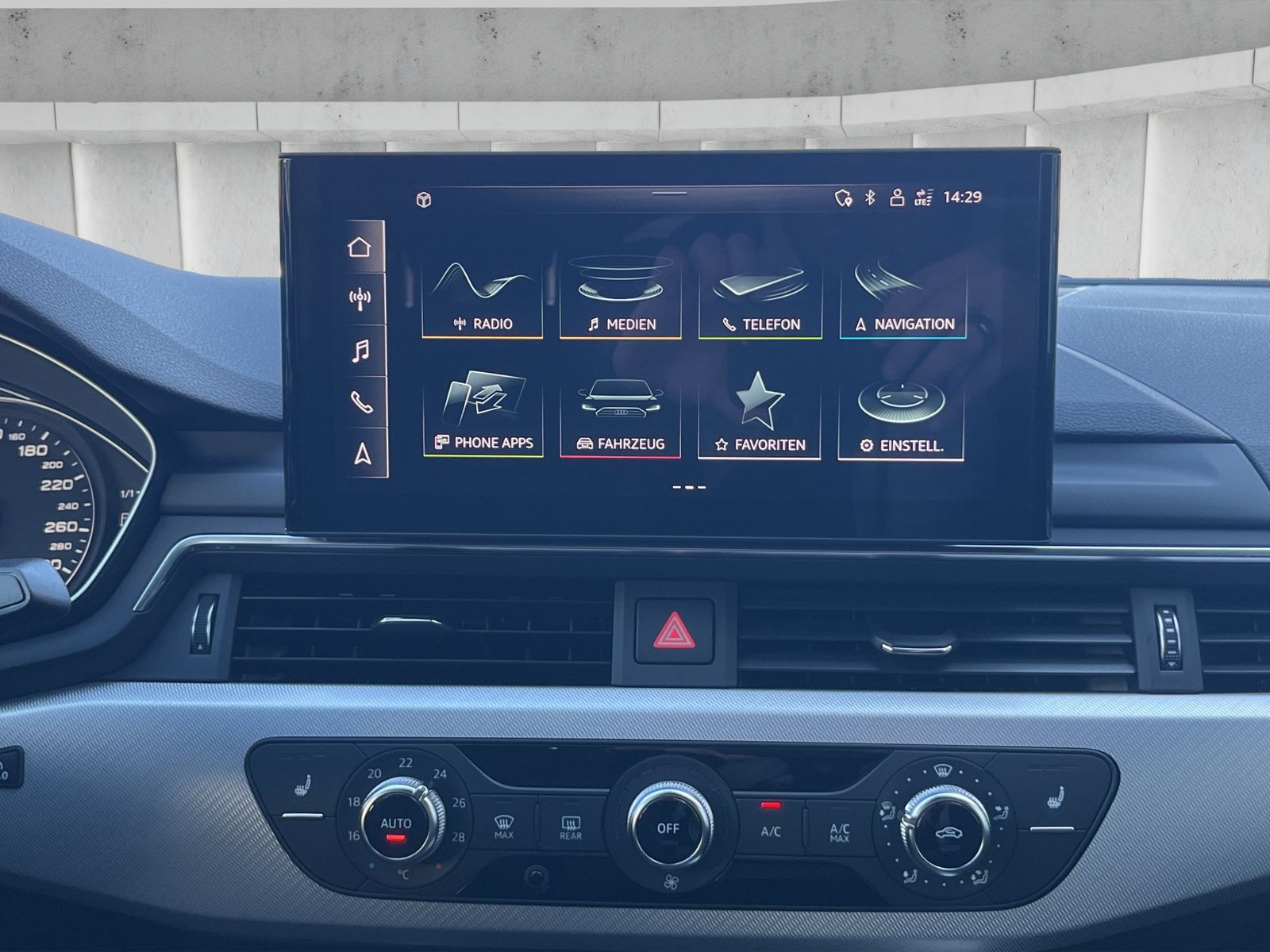 Fahrzeugabbildung Audi A5 **45 TFSI QUATTRO*SHZ*KAMERA**