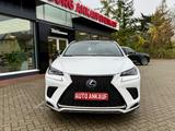 Lexus NX 300H Leder AHK Panorama HUD - Lexus NX 300: H