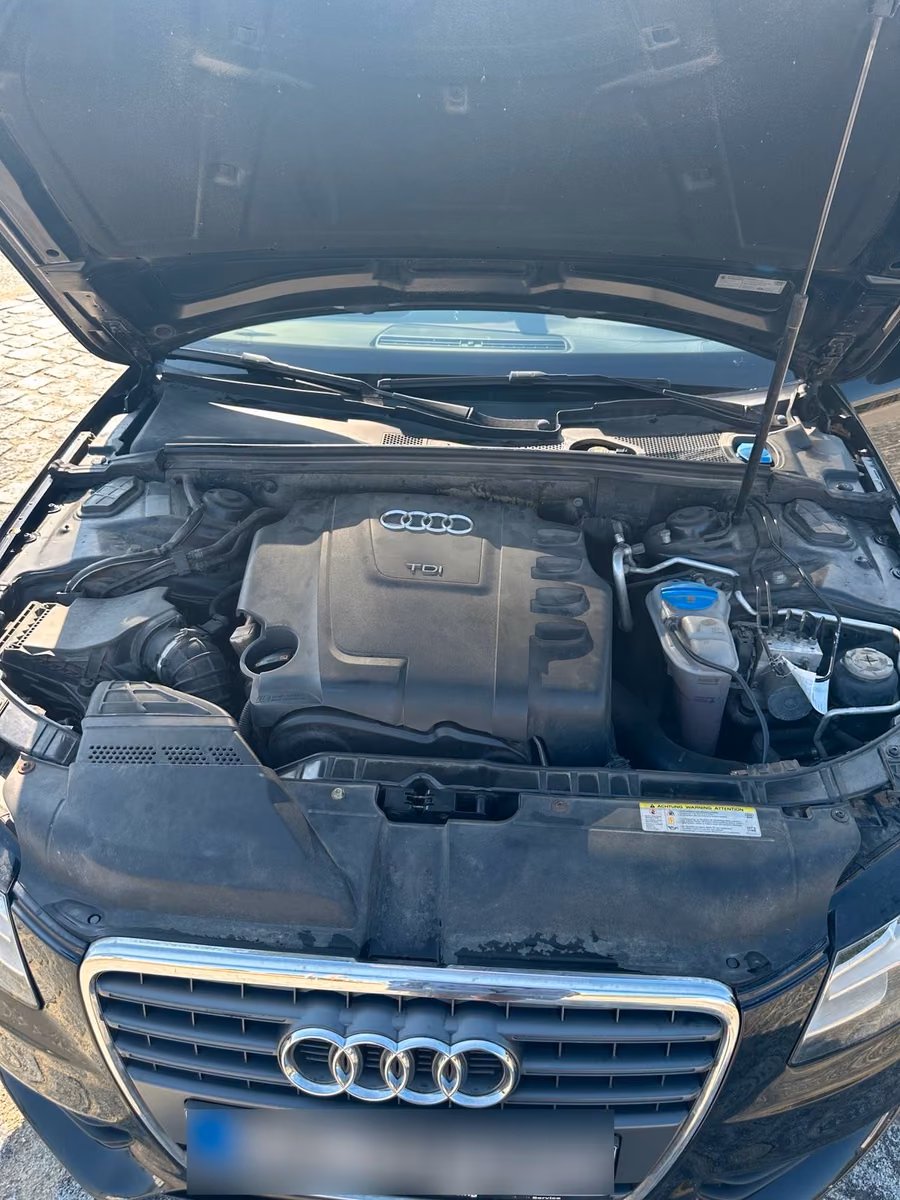 Audi A4 2011 — photo 15