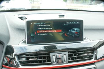 Fahrzeugabbildung BMW X1 xDrive20 dA Sport Line LED AHK NAVI 1.HAND