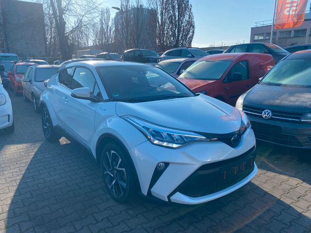 Toyota C-HR 2.0-l-VVTi Hybrid Team Deutschland