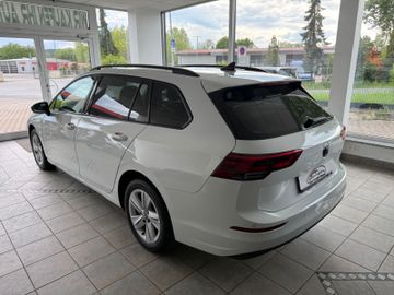 Volkswagen Golf - 8