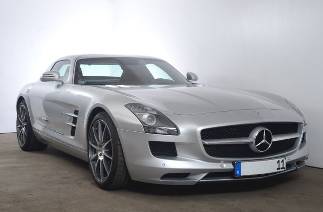 Mercedes-Benz SLS AMG  13.750 km