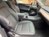 Tesla Model Y Performance Dual Motor AWD Performance - Tesla Gebrauchtwagen Bremen
