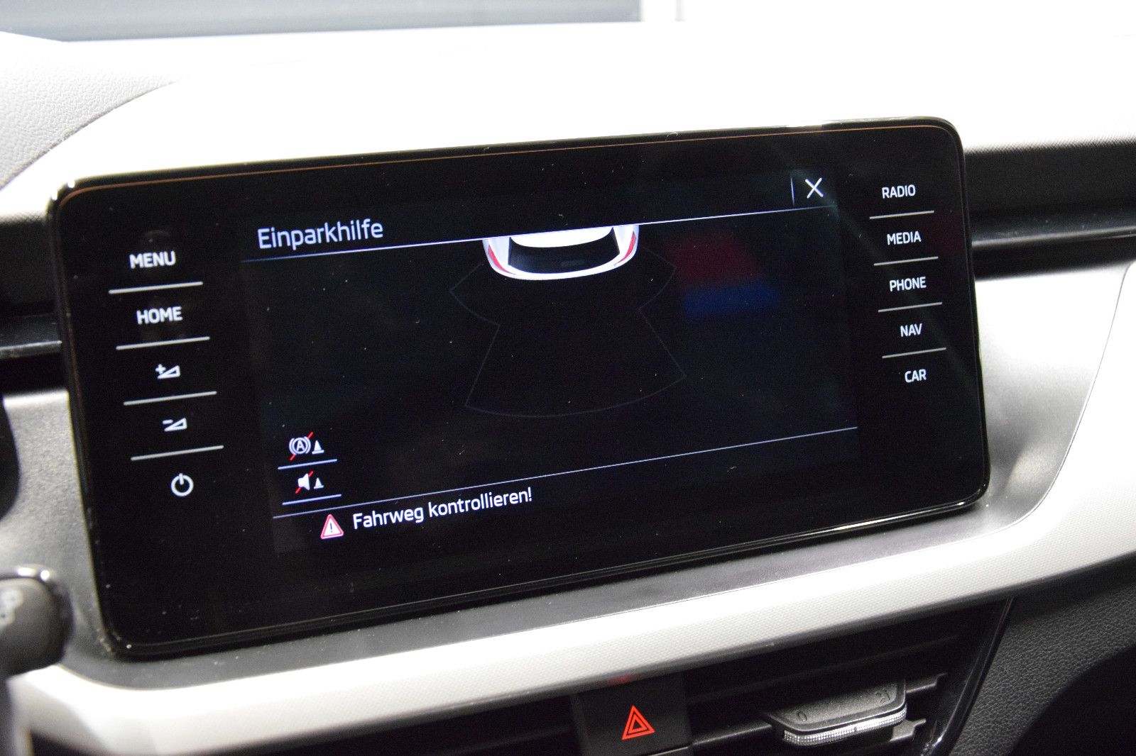 Fahrzeugabbildung SKODA Kamiq Ambition TDI DSG AHK Business Amundsen LED