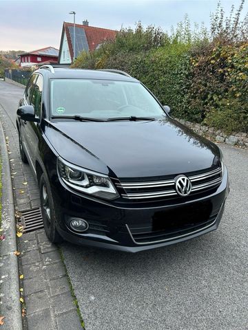 Volkswagen Tiguan 2.0 TDI 4Motion mit AHK