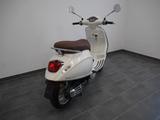Vespa Primavera 50 // 1.Hand // 2023 // LED - VESPA ROLLER 50