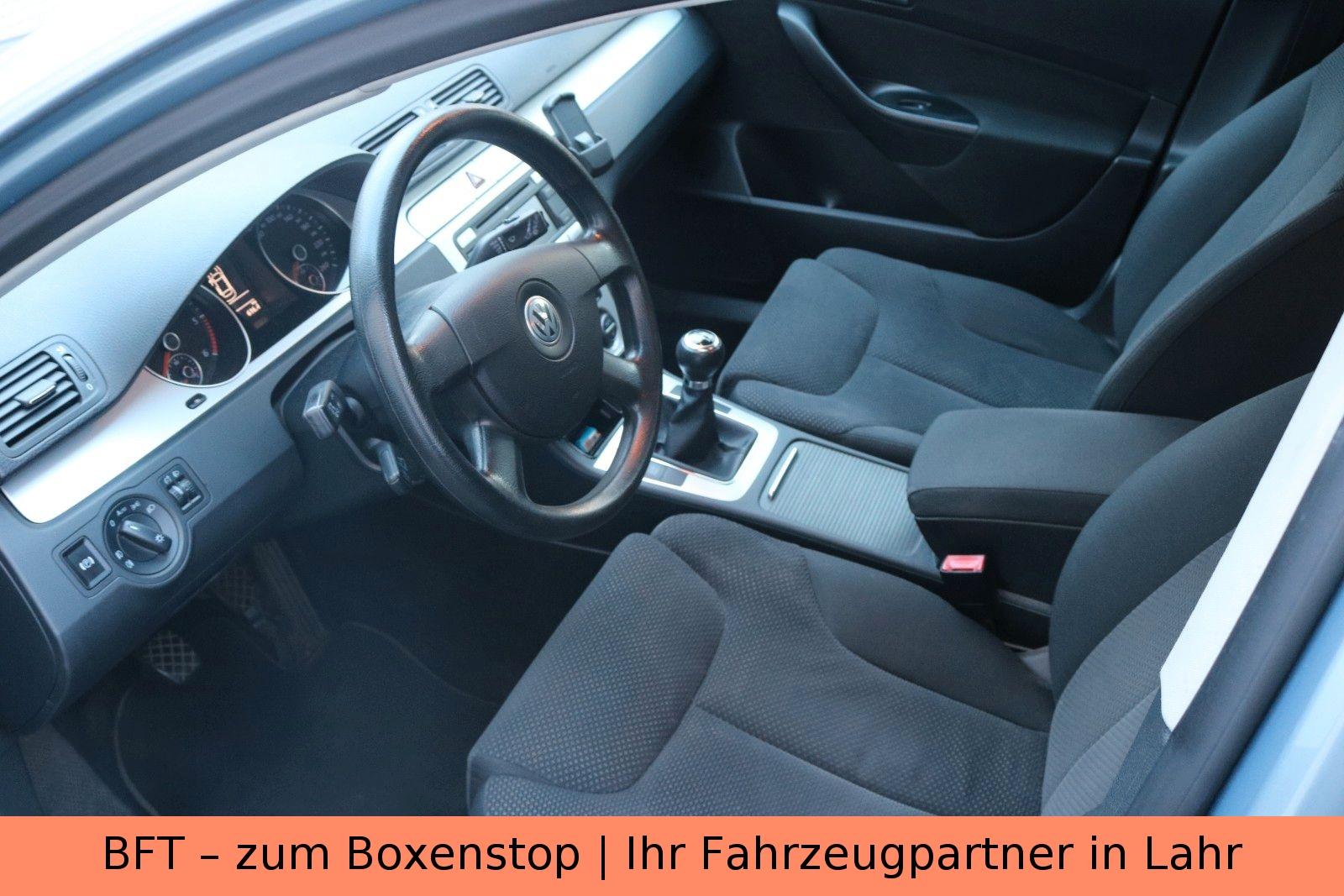 Volkswagen Passat 2009 — photo 7