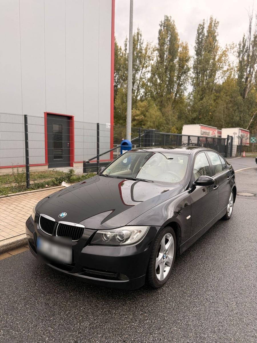 BMW 320