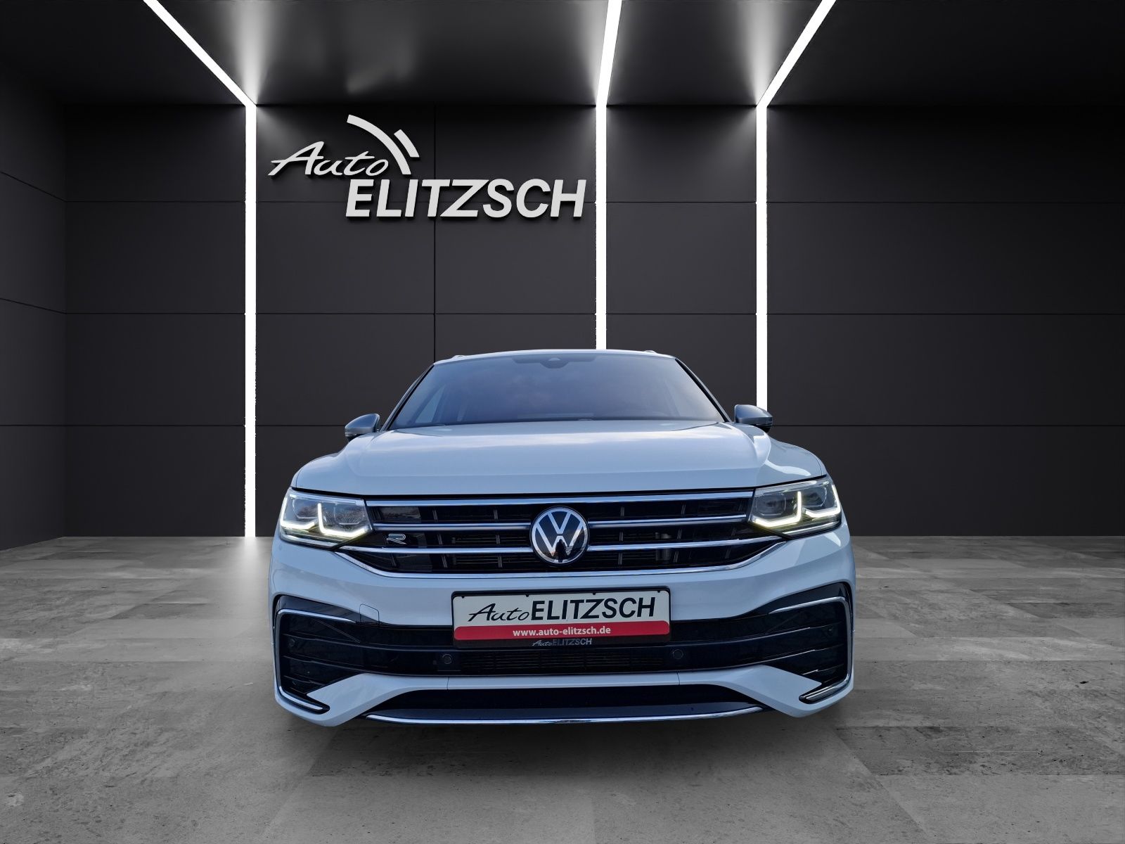 Fahrzeugabbildung Volkswagen Tiguan Allspace TDI R-Line DSG 4M Matrix Navi Pa