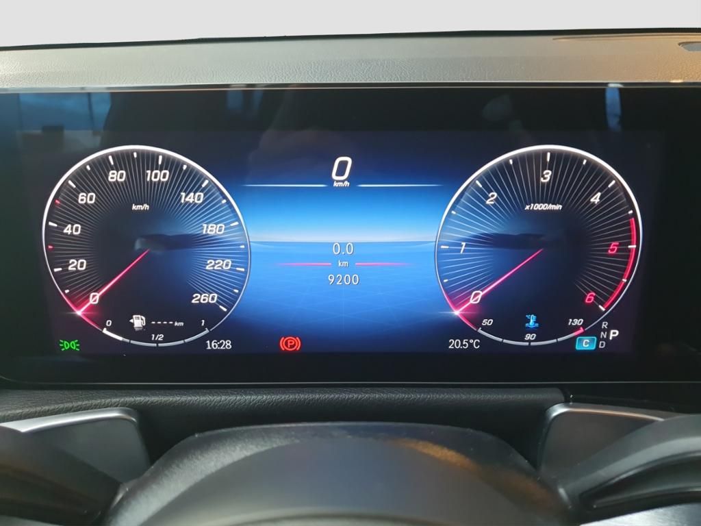 Fahrzeugabbildung Mercedes-Benz GLB 200 d AMG Line*NightPaket*Anhängevorrichtung