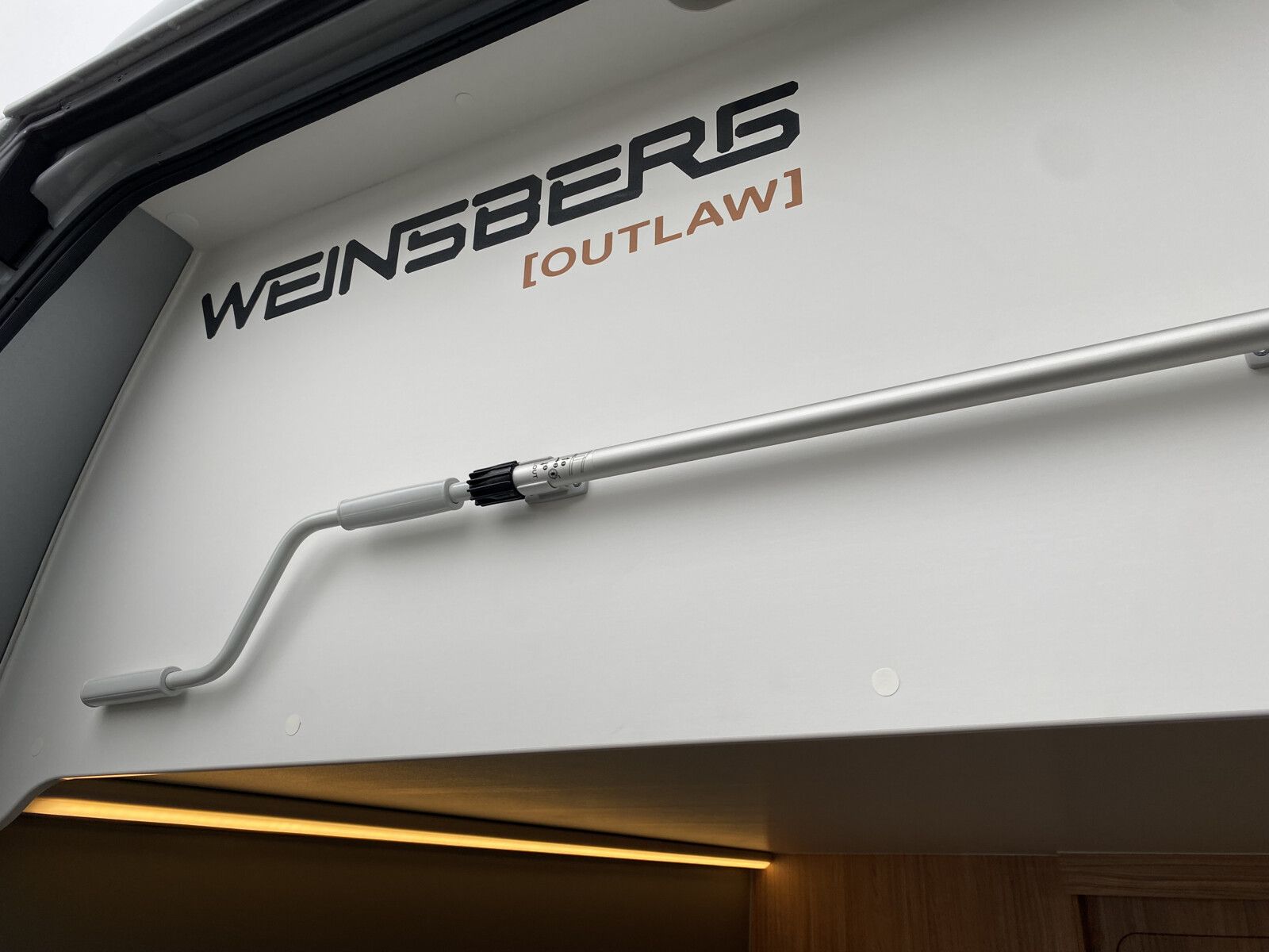 Fahrzeugabbildung Weinsberg CaraBus EDITION FIRE 630 MEG 180PS, 4000kg, Auto