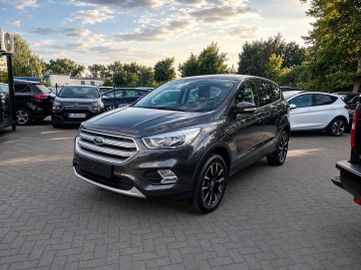Ford Kuga - 1