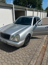 Mercedes-Benz Mercedes w210 e320 - gebrauchte Mercedes-Benz E 320 aus dem Jahr 1999