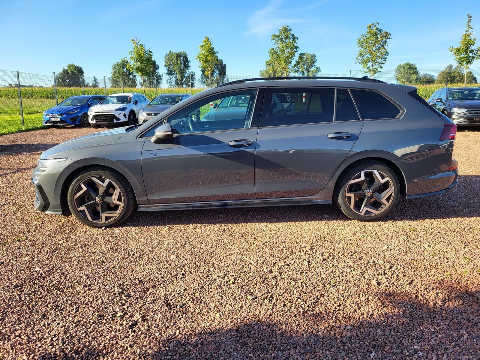 Volkswagen Golf Variant 1.5 eTSI DSG R-Line ACC Winter Kam., миниатюра 3
