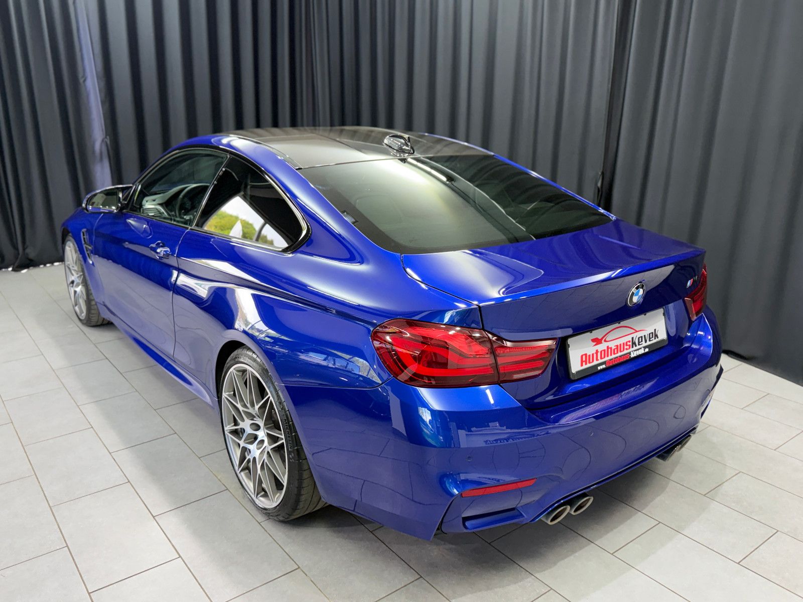 Fahrzeugabbildung BMW M4 Competition |INDIVIDUAL|H/K|HuD