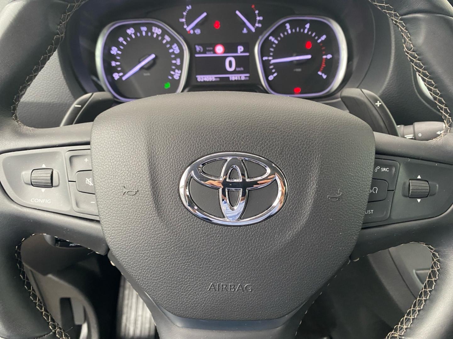 Toyota Proace Verso L1 Executive *Bi-Xenon*PDC*Massage*
