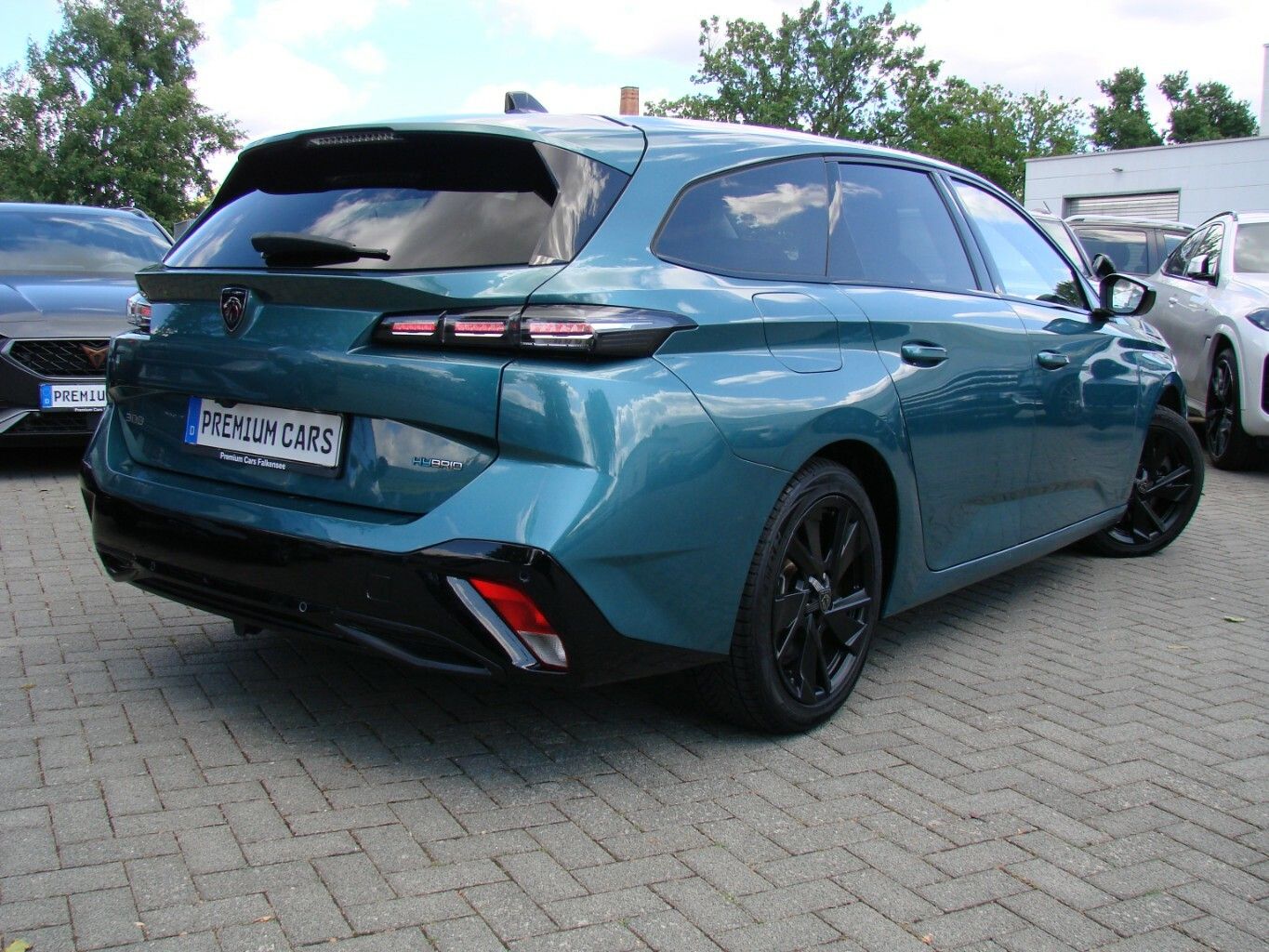 Peugeot 308 SW 1.6 PHEV Allure Pack HY 180 ACC 360º imagem 3