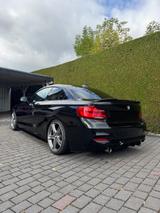 BMW M235i / Deutsche Ausführung / H&K - scheckheftgepflegte BMW M235