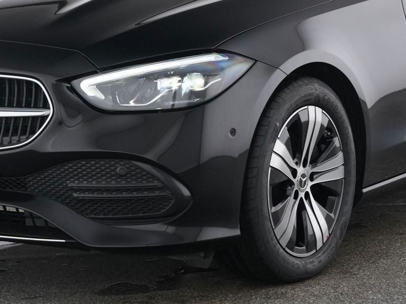 Fahrzeugabbildung Mercedes-Benz C 180 T Avantgarde AHK+Totw+LED+Ambi+Kam+CarPlay