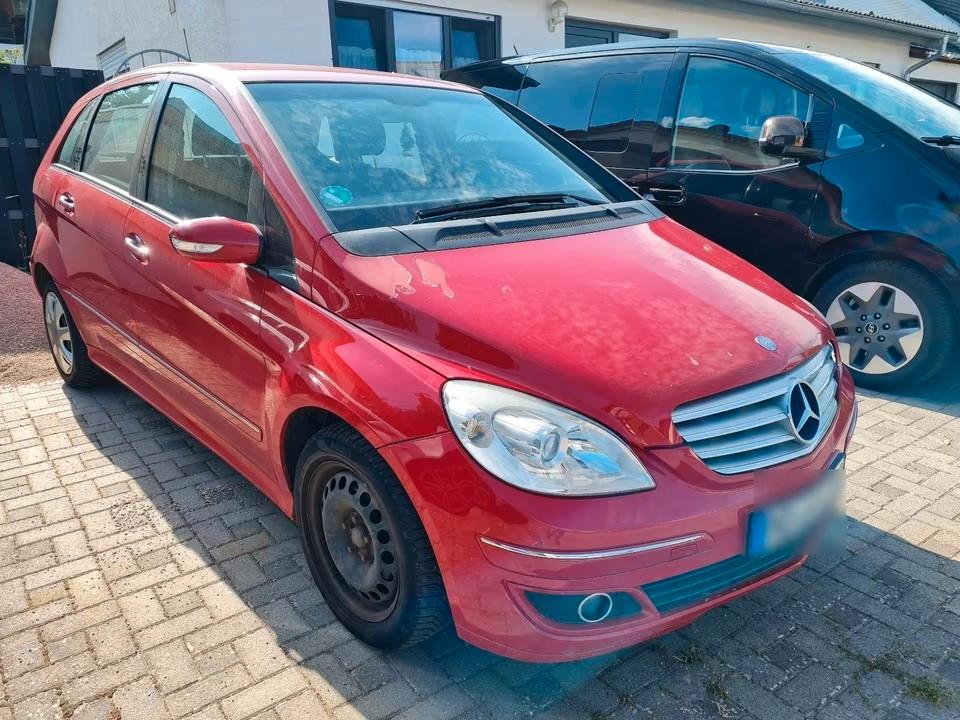 Mercedes-Benz B170 2006 — вигляд ззаду