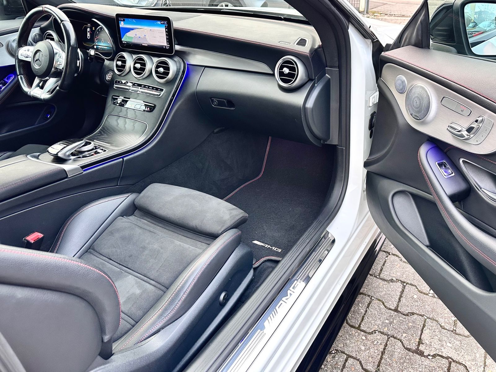 Fahrzeugabbildung Mercedes-Benz C 43 AMG Coupe 4Matic*Burmester+Pano+LED+Memory*