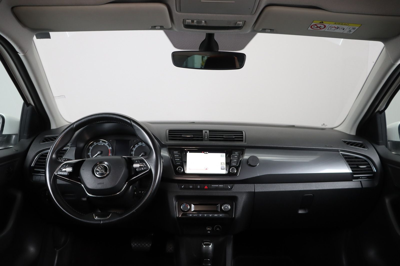Fahrzeugabbildung SKODA Fabia 1.0 Combi Automatik * LED * Navigation Cle