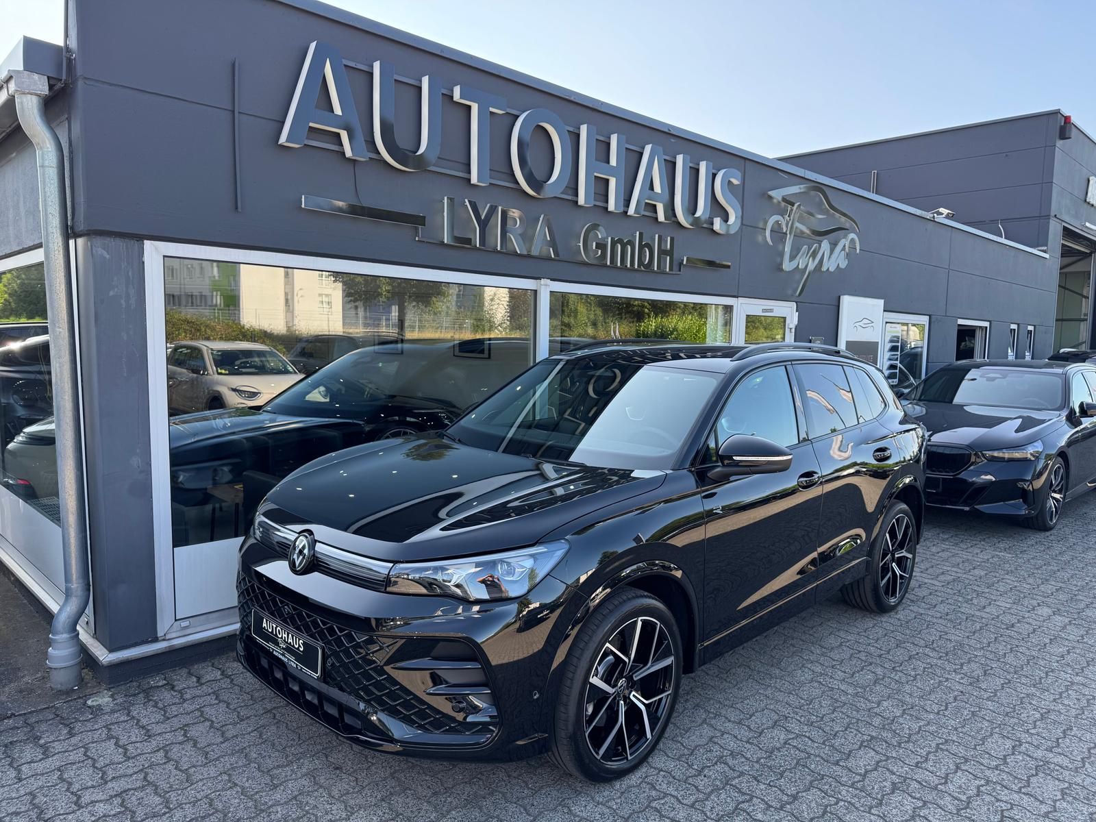 Volkswagen Tiguan 2.0 TSI 4M R-Line*MATRIX*PANO*360°KAM*H&K imagem 2