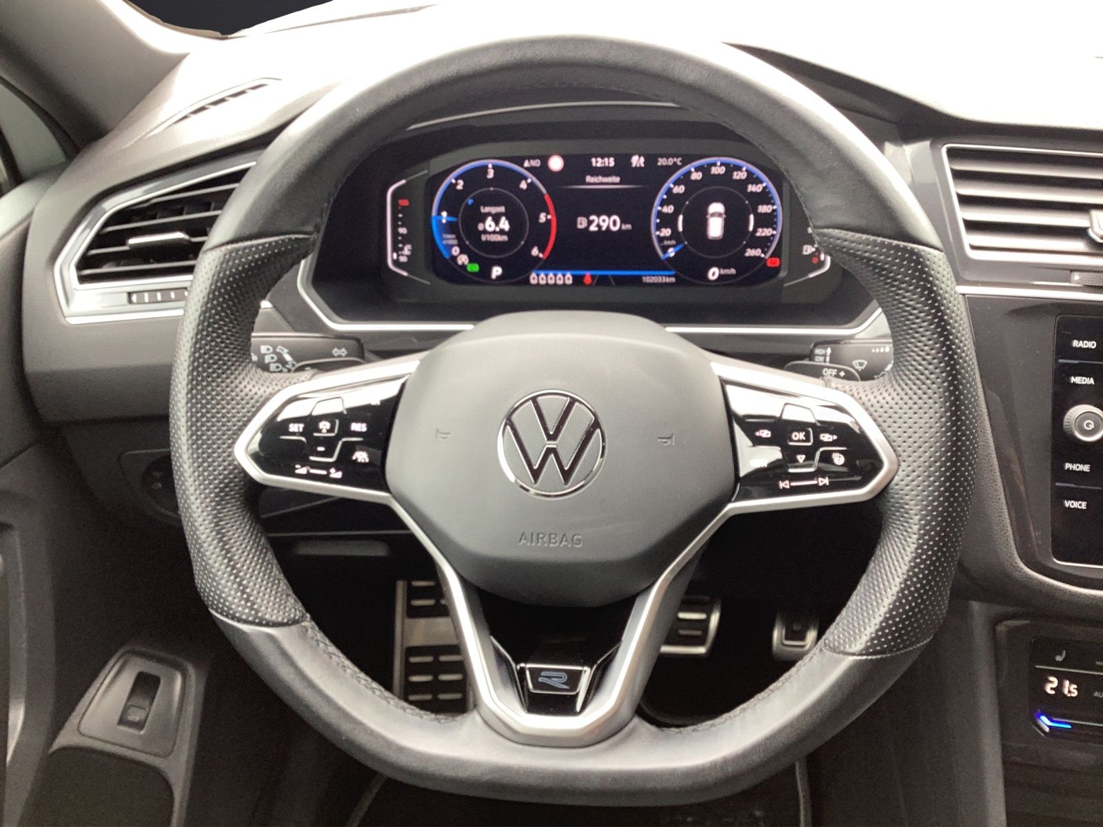 Fahrzeugabbildung Volkswagen Tiguan Allspace R-Line 4M TDI DSG IQ.Light ACC A