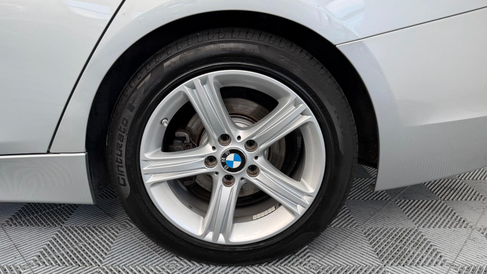 BMW 320 3 Touring 320 d xDrive Advantage Bestzustand