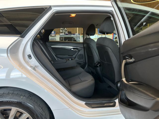 Hyundai i40 cw blue Trend *Navi*AHK*Klima*