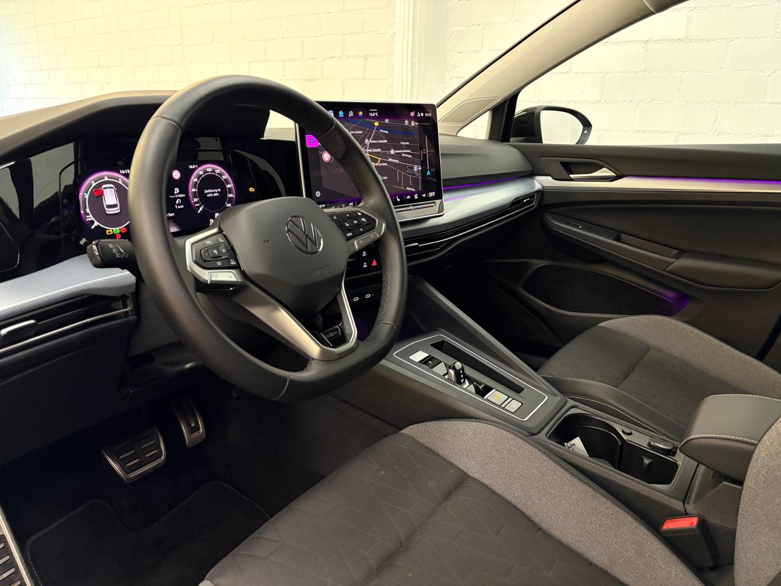 Volkswagen Golf VIII Variant GOAL 1.5 eTSI DSG Navi AHK Kam