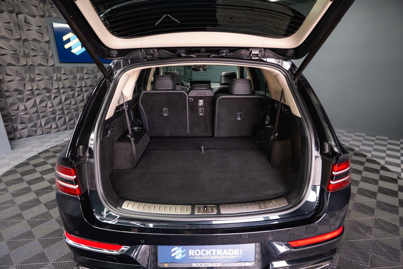Fahrzeugabbildung Genesis GV80 3.5T V6 Prestige Luxus+ 4WD | 100% Options