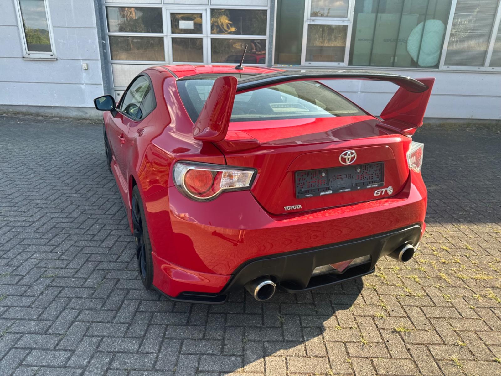 TOYOTA GT86 200CH - BVM - PACK AERO TOYOTA - JANTES ALLIAGE AEZ