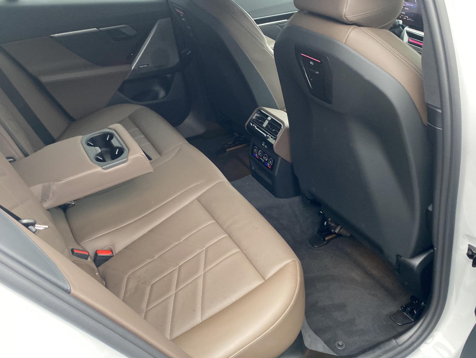 BMW 520 iA M Sport*Standheizung*Anhängerkupplung