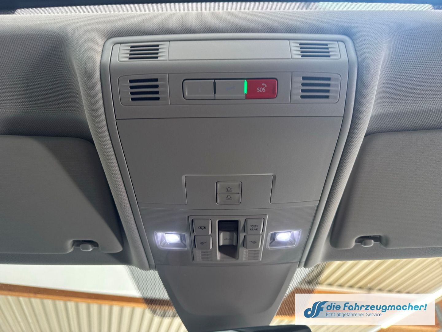 Fahrzeugabbildung Volkswagen Tiguan IQ.DRIVE Start-Stopp 4Motion StandHZG El