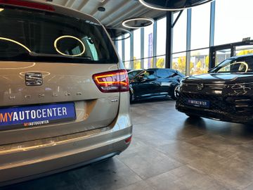 Seat Alhambra*1-HAND*7.SITZER*SZHZ*2-ZONEN*NAVI*TEMPO