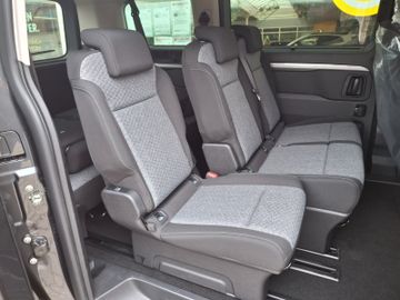 Opel Zafira Life - 11