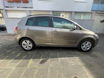 Volkswagen Golf - 4